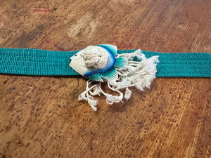 Vintage 80’s turquoise stretch fish belt S M