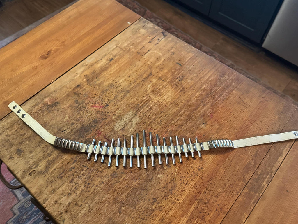 Vintage 80’s cream & metal leather belt M Valarie Barad