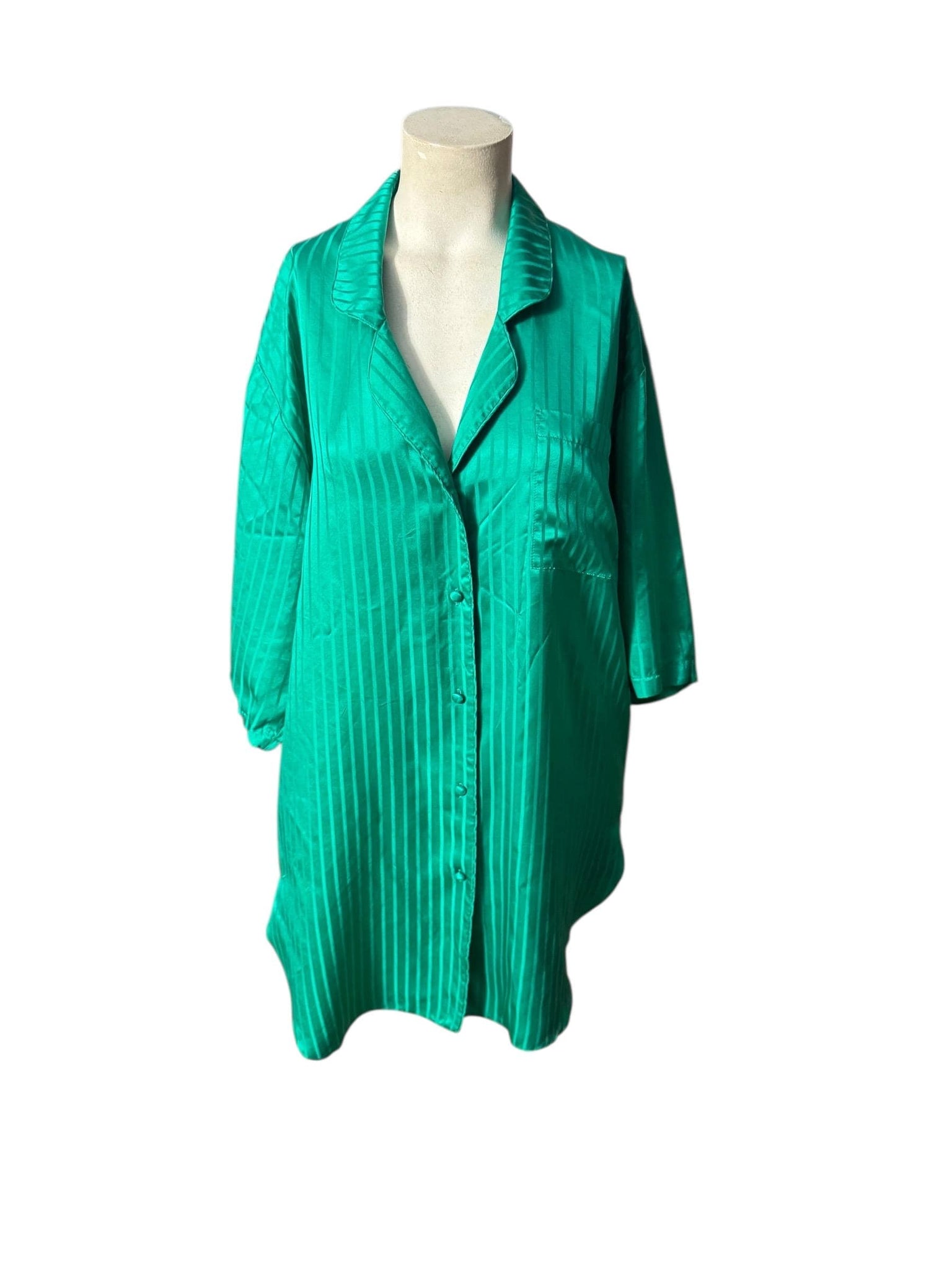 Vintage 80's green Lucie Ann 11 nightgown shirt L