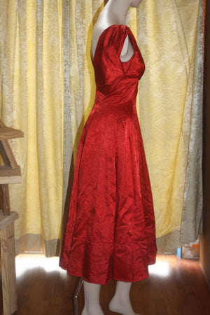 Vintage red 1950's full skirt Dress M