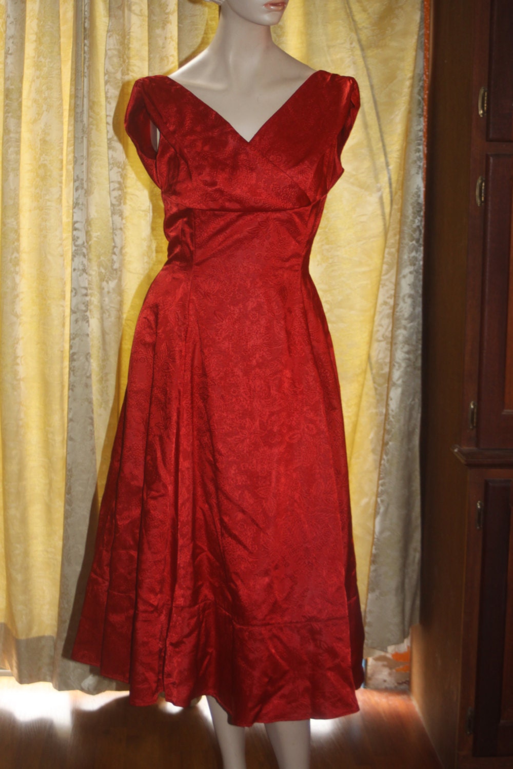 Vintage red 1950's full skirt Dress M