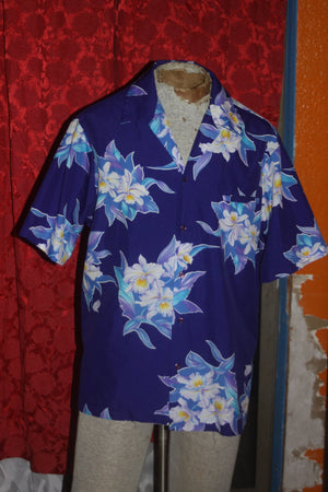 Vintage Bold Blue Flowers Hilo Hattie Hawaiian Shirt XL
