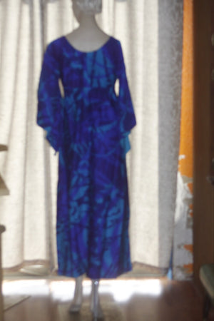 Vintage Lila Boho 60's Hawaiian bell sleeved long Caftan Dress M